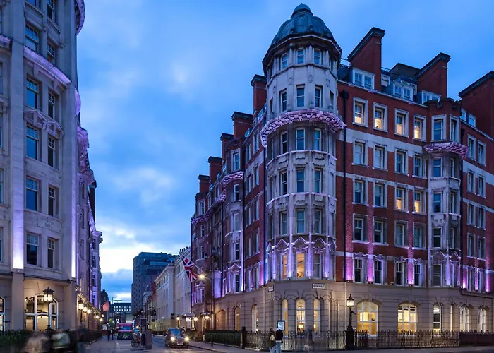 Radisson Blu Hotel, London Tottenham Court Road